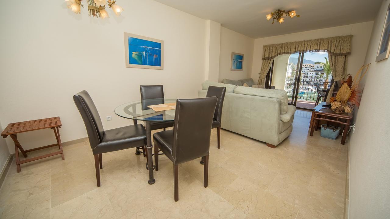 Marina Real 124 Appartement Manilva Buitenkant foto